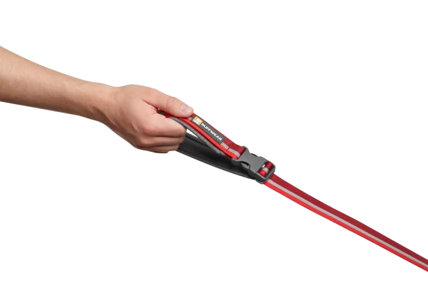 <strong>Ruffwear</strong> Crag Cindercone Red, Correa Reflectante de Polyester Duradero y Resistente para Perros, Medidas: 1,1 a 1,8 mt de largo, 19 mm de ancho - Imagen 5