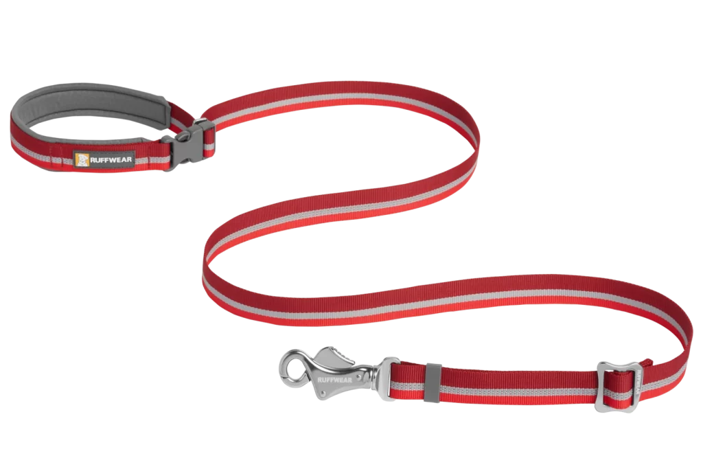 <strong>Ruffwear</strong> Crag Cindercone Red, Correa Reflectante de Polyester Duradero y Resistente para Perros, Medidas: 1,1 a 1,8 mt de largo, 19 mm de ancho