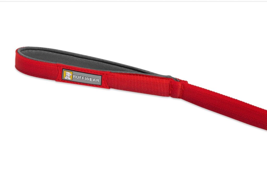 Web-40751-Front-Range-Leash-Red-Sumac-Handle_1800x1200