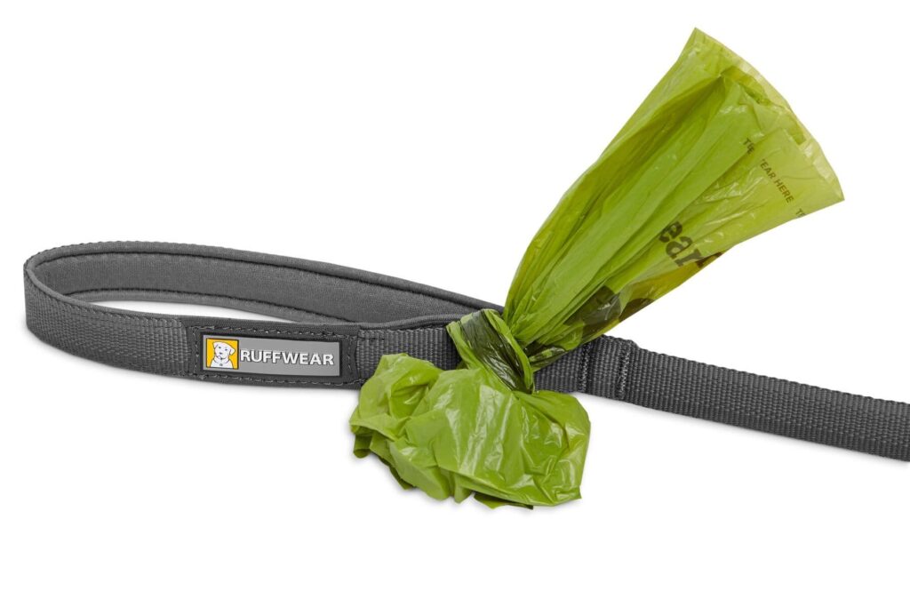Web-40751-Front-Range-Leash-Twilight-Gray-Pickup-Bag_1800x1200